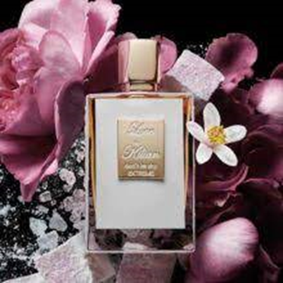 عطرهای شرقی و معرفی انواع ا رایحه های آن‌ در پامیشا