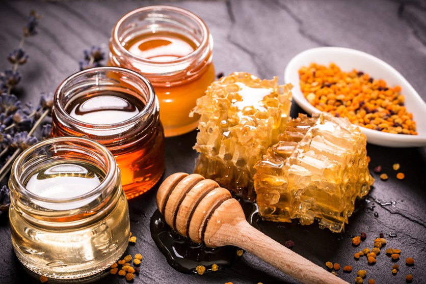 عسل و نقش آن در عطر سازی در پامیشا
