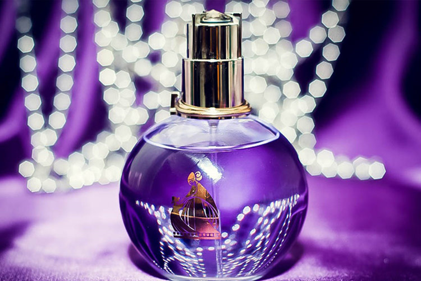 گل یاس بنفش و استفاده آن در عطر سازی در پامیشا