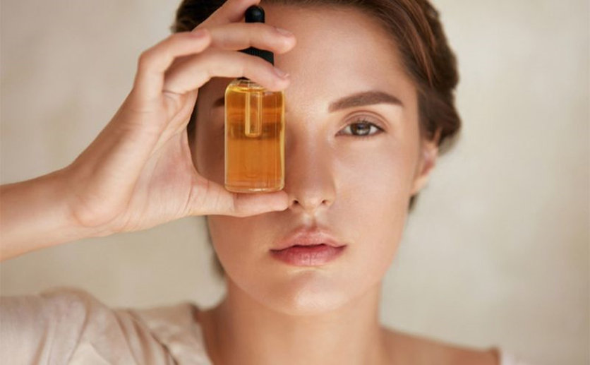 لایه‌بندی عطر و انواع روش های آن در پامیشا