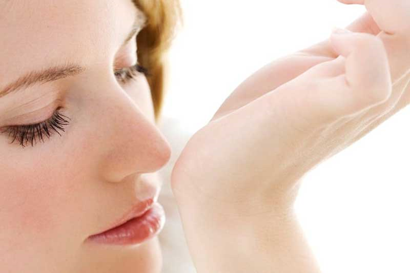 نگاهی به عطرها و رایحه های آرامش بخش در پامیشا