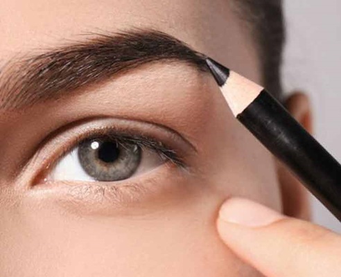 آرایش ابرو حرفه ای