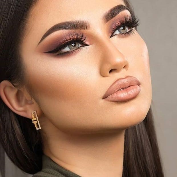 آرایش مناسب با لنز رنگی ئر پامیشا