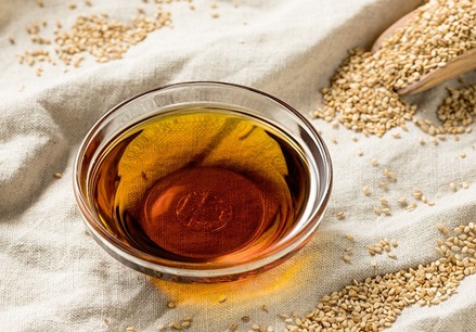 روغن کنجد ; خواص درمانی و کاربردهای آن برای پوست در پامیشا