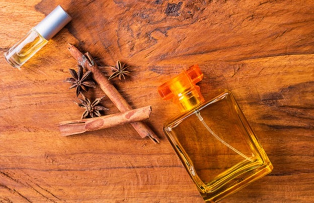 عطر و ادکلن پاییزه زنانه ، بهترین ها در پامیشا