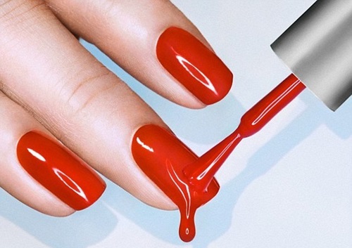 لاک زدن حرفه‌ای و اصولی ناخن