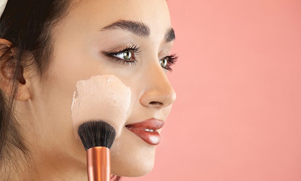 کرم پودر مناسب پوست چرب و جوش دار
