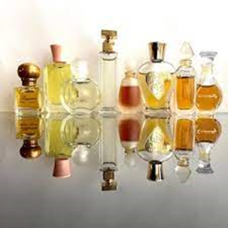 بهترین انواع عطر گرم مردانه و زنانه در پامیشا